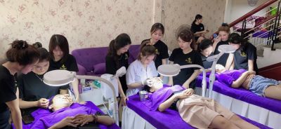 SPA LOAN NGUYỄN - CHUYÊN GIA TRỊ MỤN